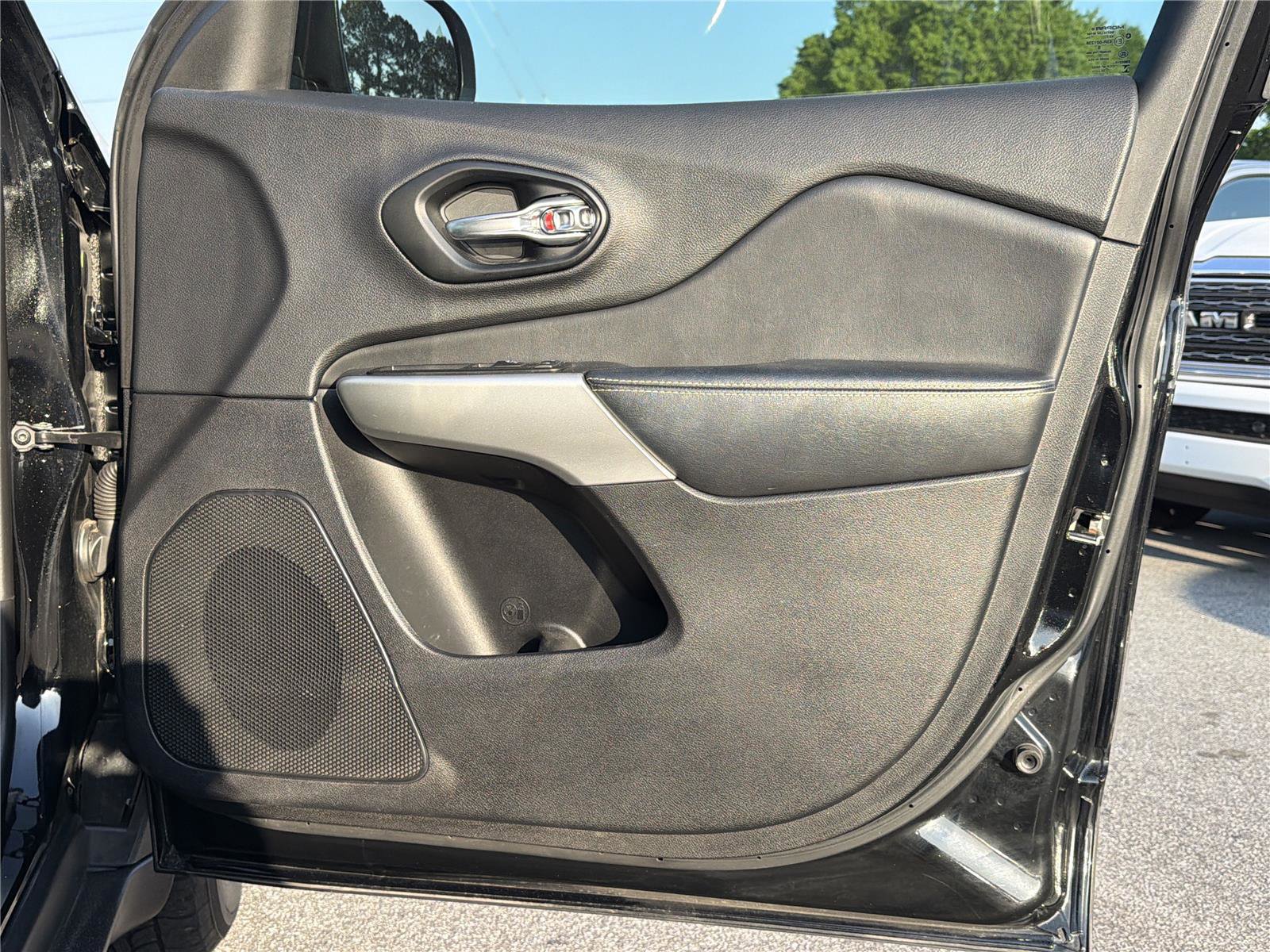 2022 Jeep Cherokee Latitude