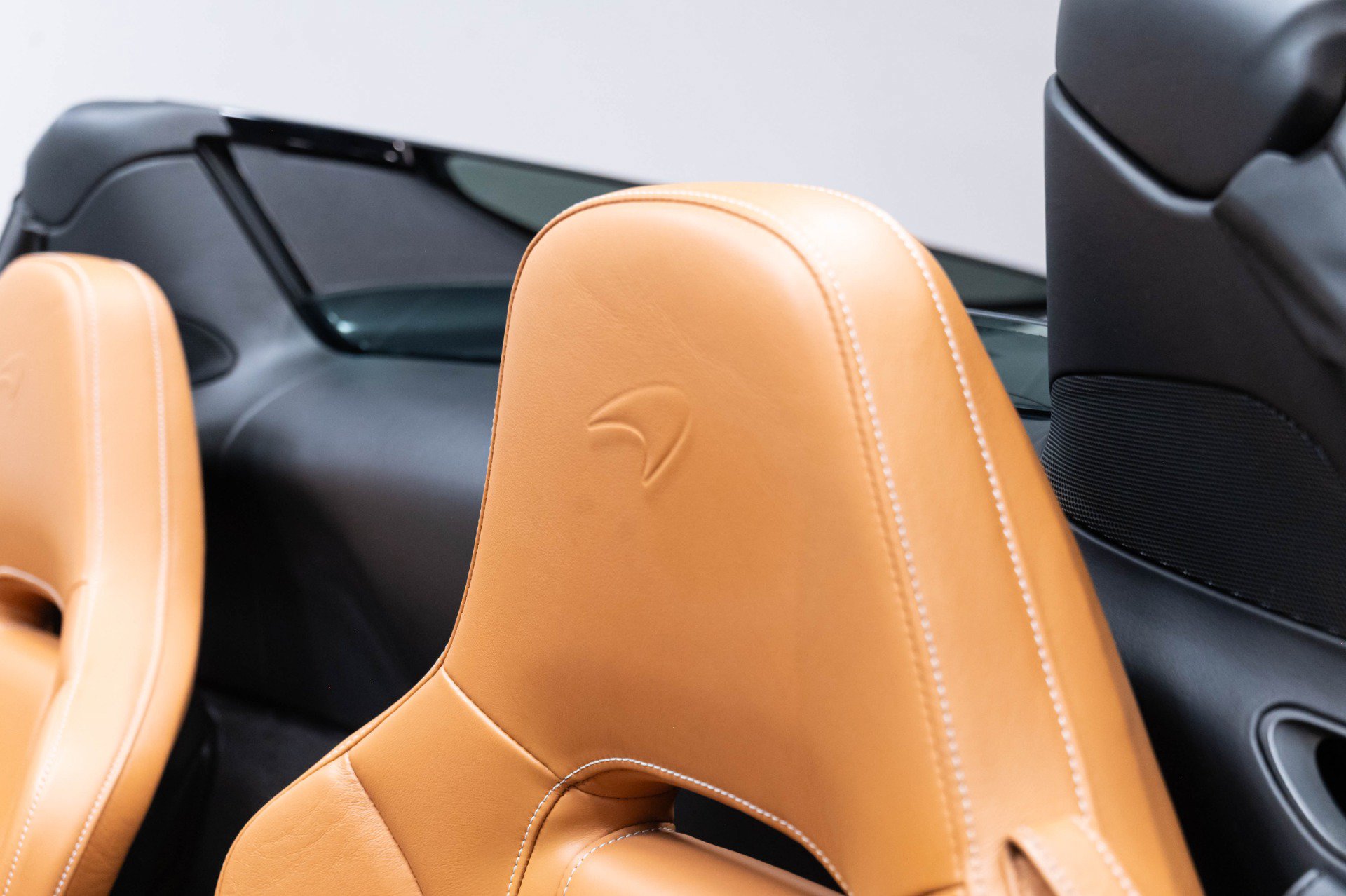 Used 2020 McLaren 720S Luxury photo 13