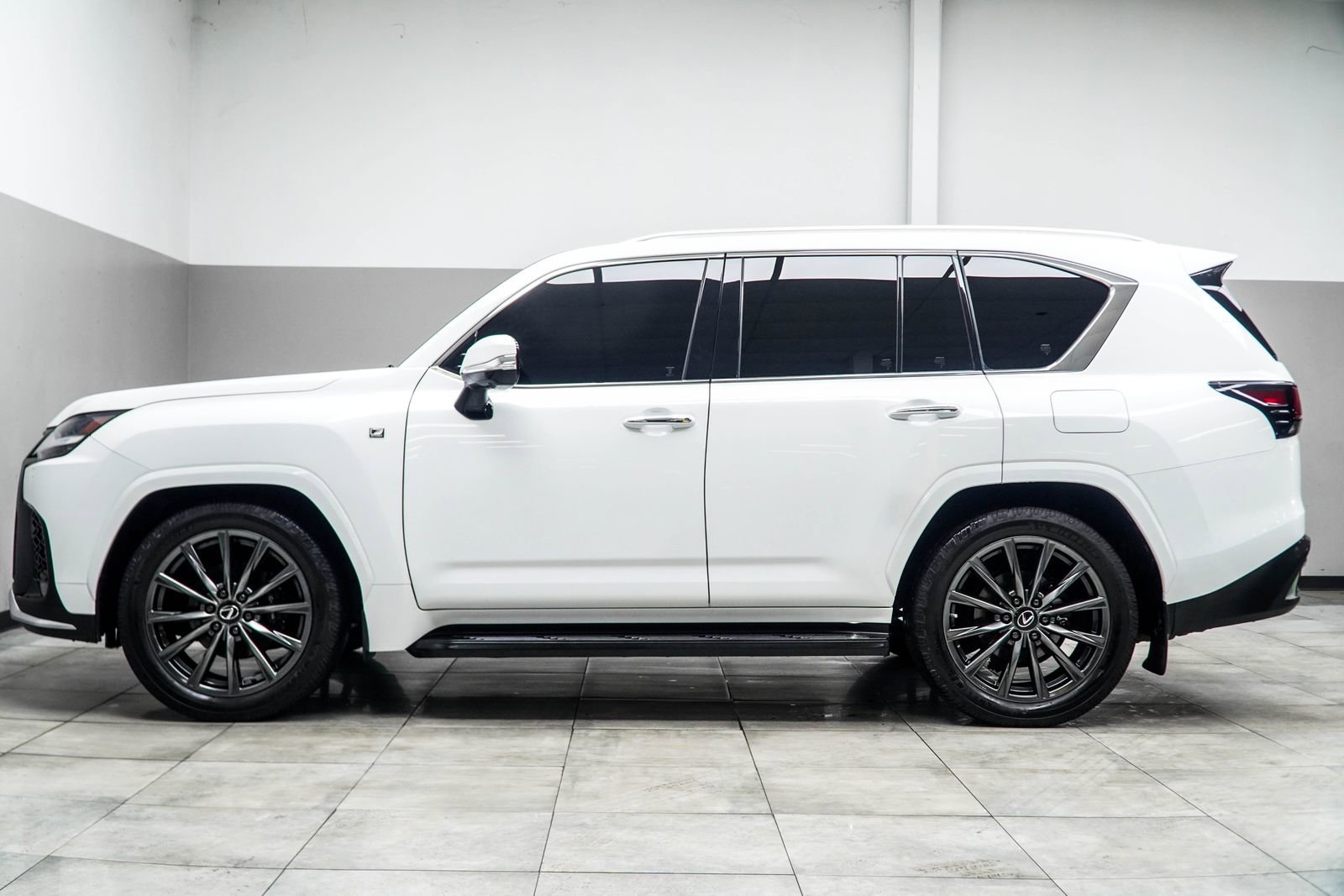 2023 Lexus LX 600 F Sport
