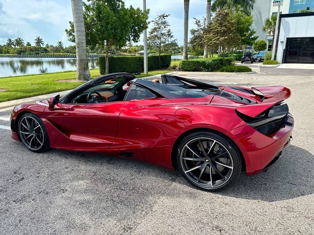 Used 2022 McLaren 720S Luxury photo 12