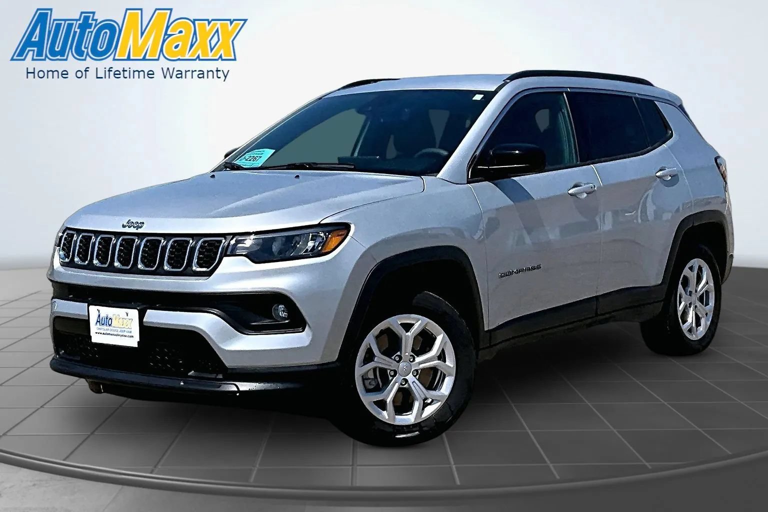 Used 2024 Jeep Compass Latitude w/ Convenience Group