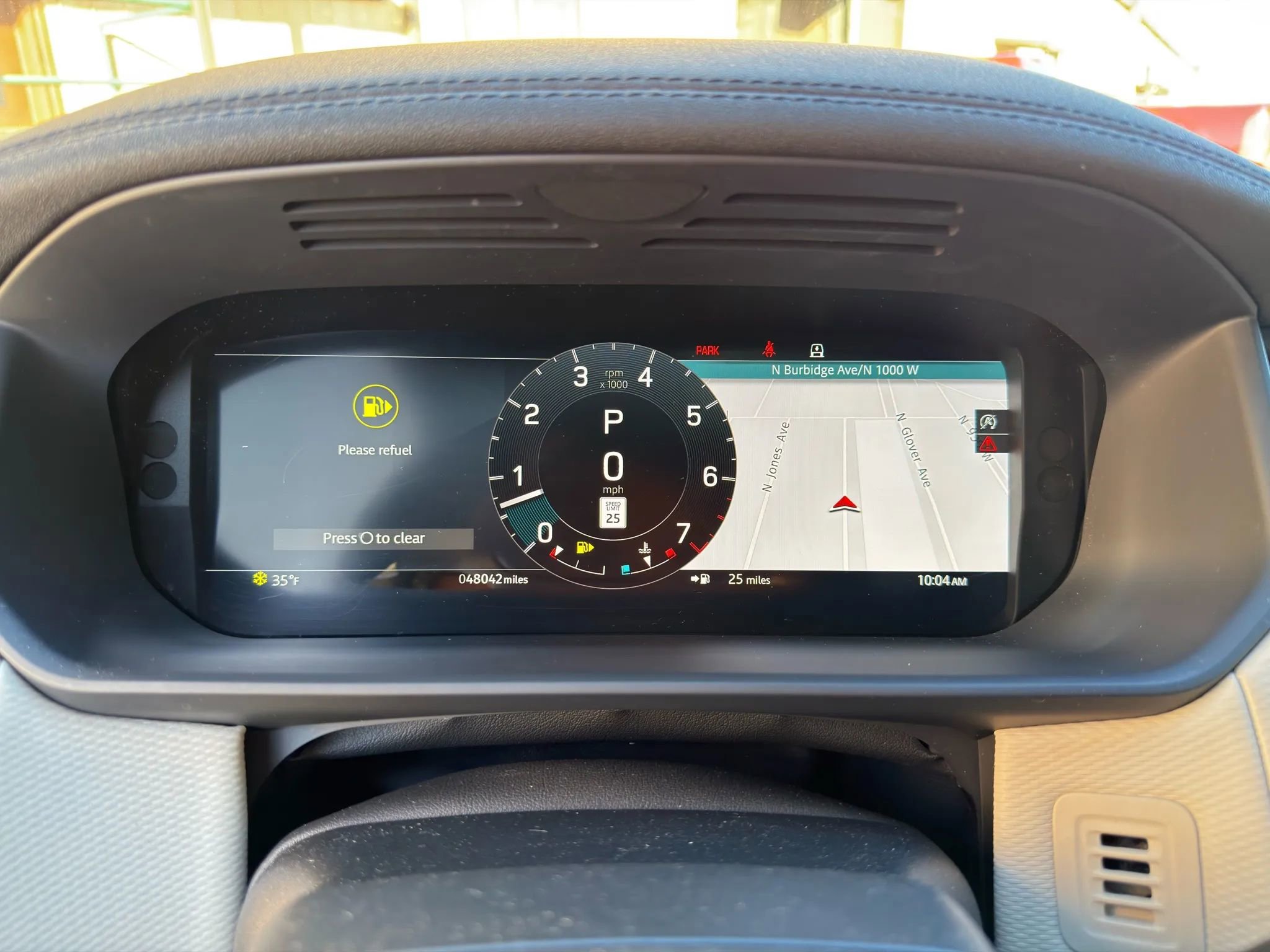 2023 Land Rover Discovery Metropolitan Edition