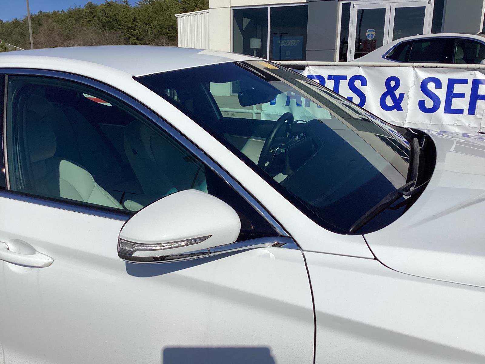 2025 Genesis G70 2.5T