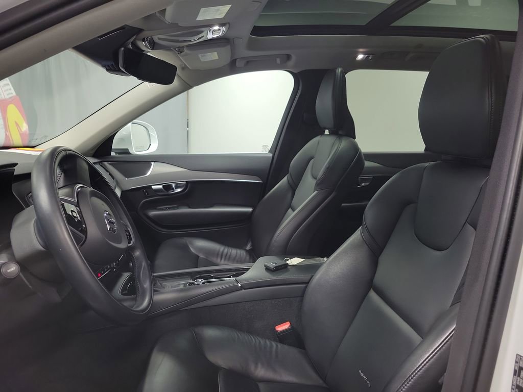 2022 Volvo Xc90 T5 Momentum
