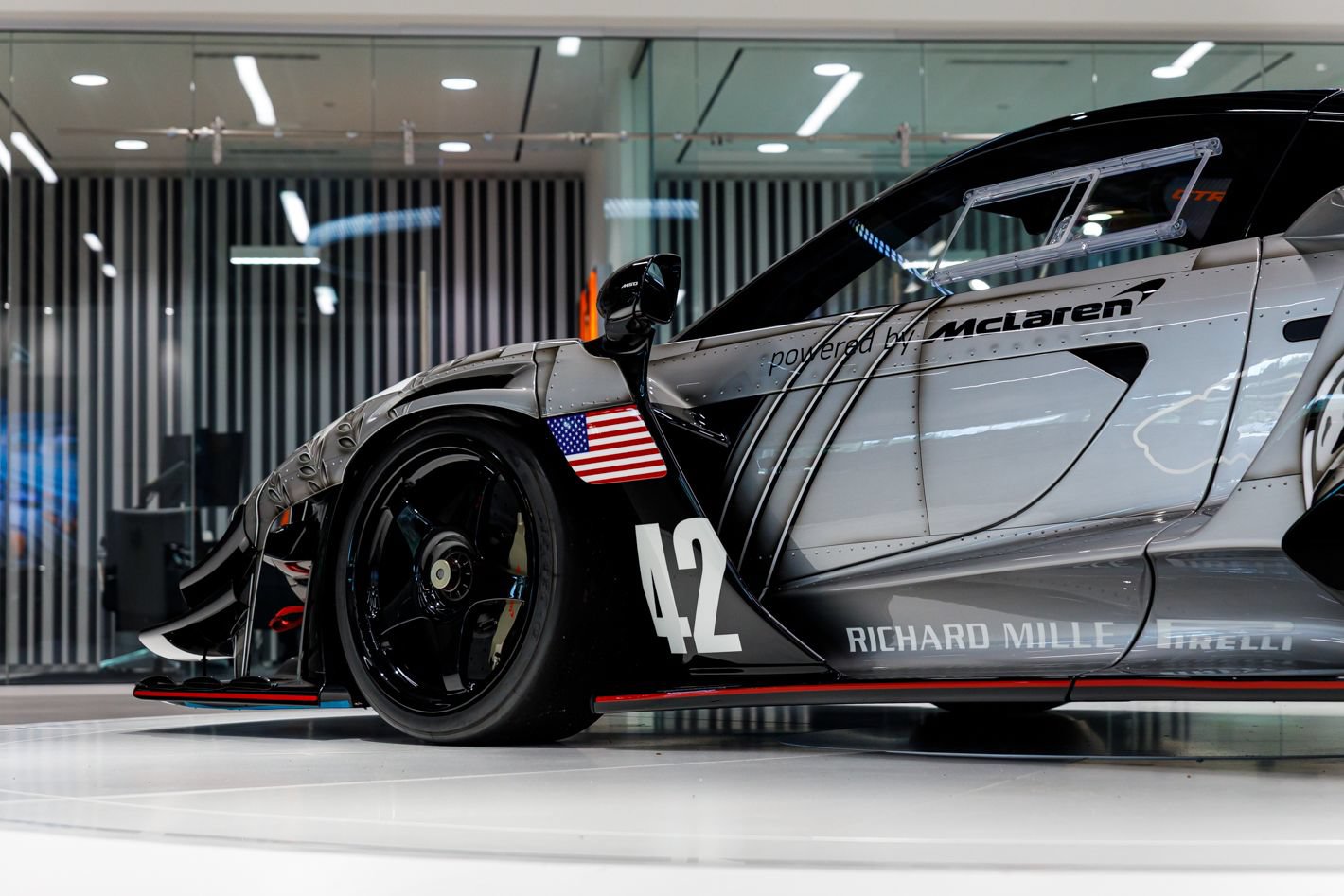 Used 2020 McLaren Senna photo 61