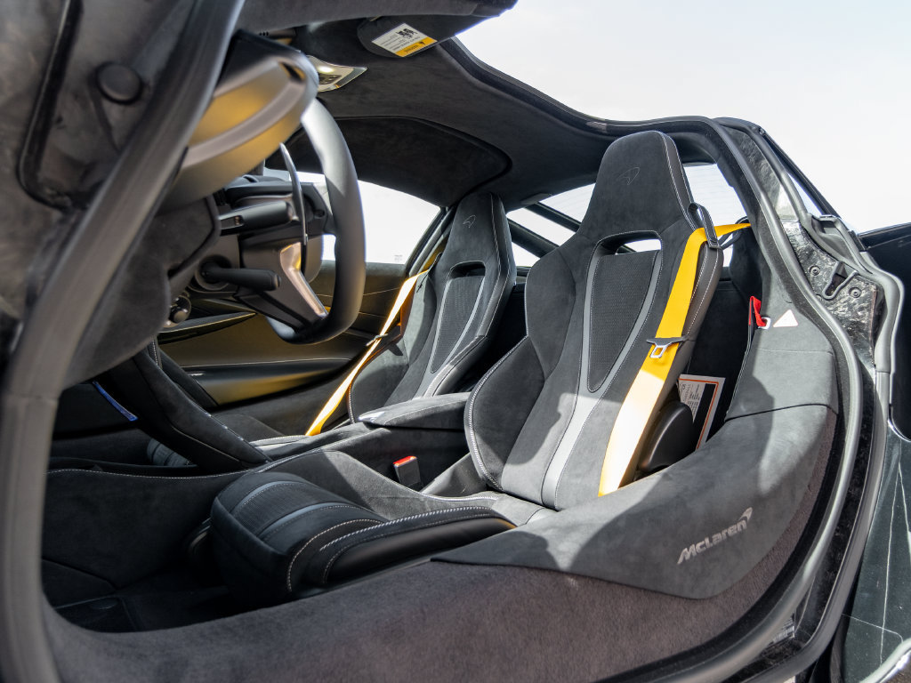New 2027 McLaren 750S photo 12
