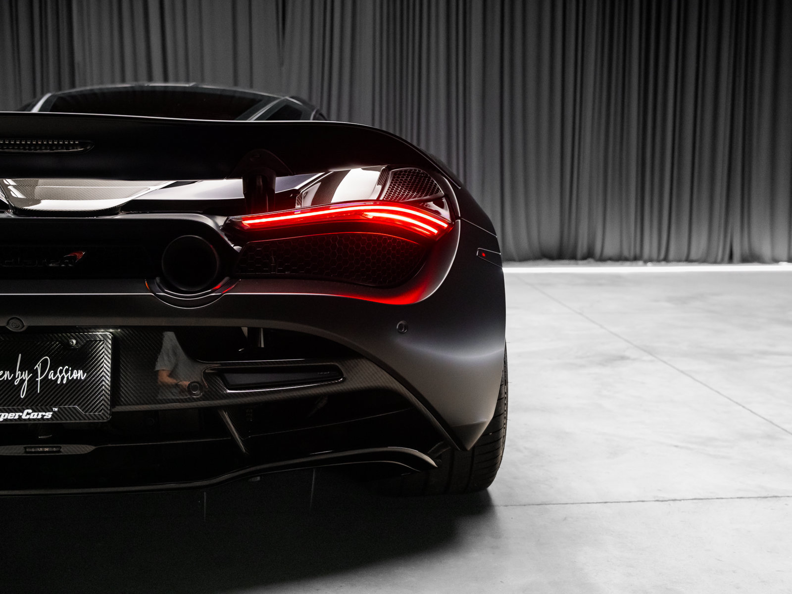 Used 2018 McLaren 720S photo 46