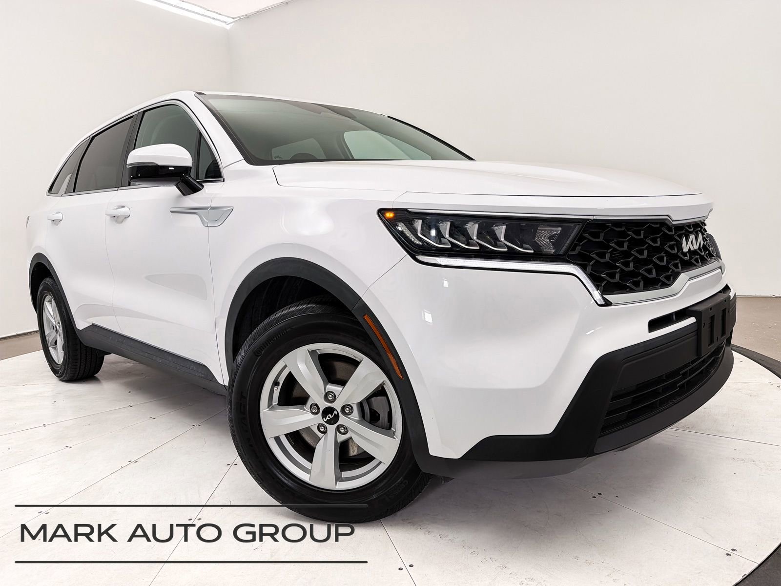 Used 2022 Kia Sorento LX