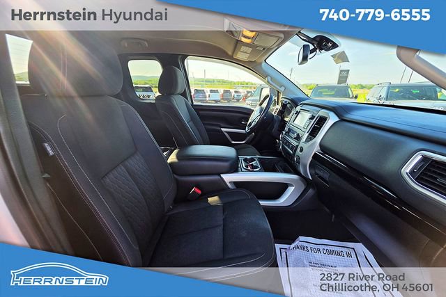 2018 Nissan Titan SV