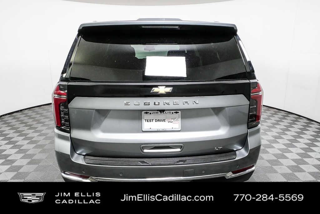 2025 Chevrolet Suburban LT