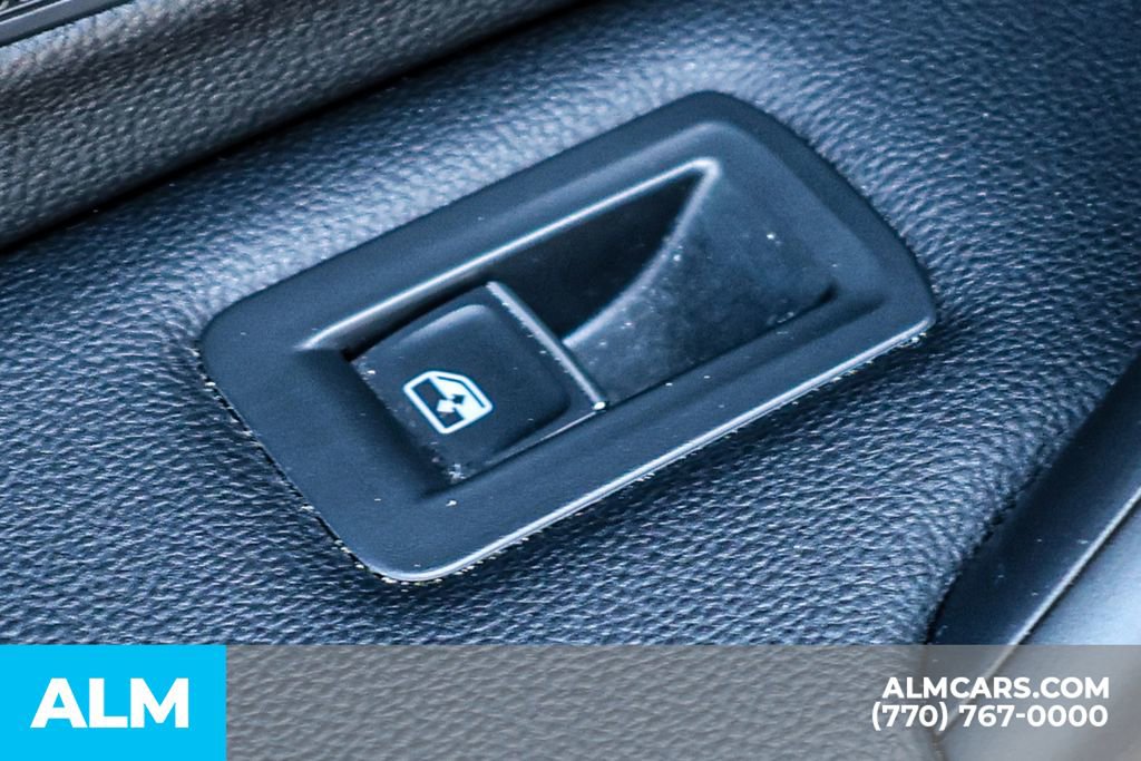 2023 Volkswagen Tiguan SE R-Line