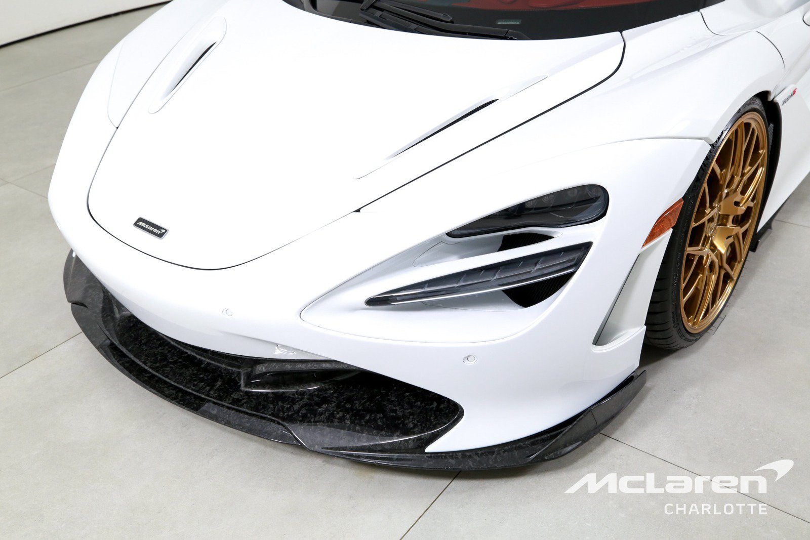 Used 2019 McLaren 720S photo 25