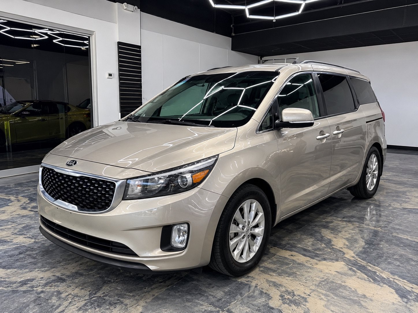 Used 2015 Kia Sedona EX w/ EX Premium Package