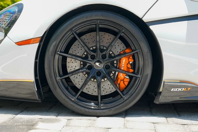 Used 2019 McLaren 600LT photo 13