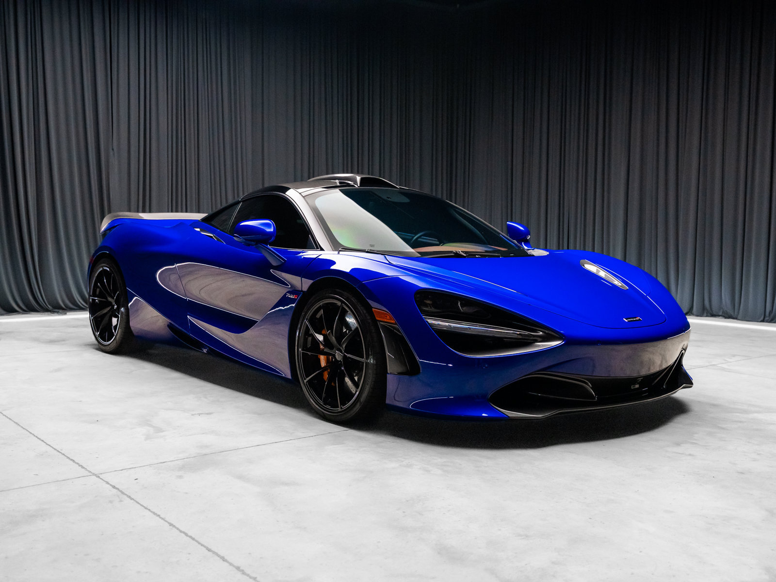Used 2018 McLaren 720S Luxury photo 22
