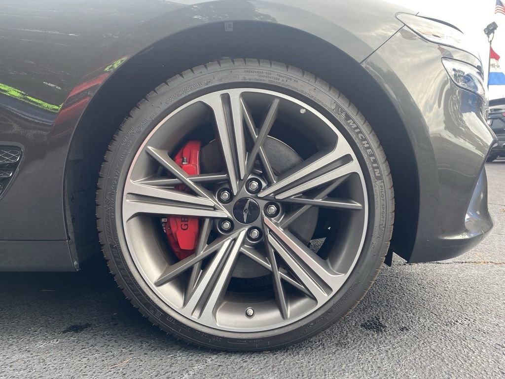 2025 Genesis G70 3.3T Advanced