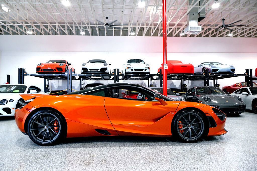 Used 2018 McLaren 720S Performance photo 13