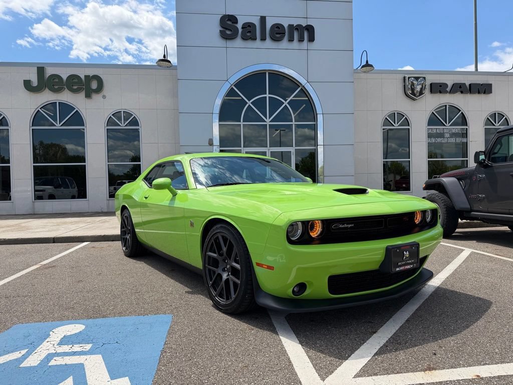 Used Dodge Challenger R/T Scat Pack for Sale in Youngstown, OH