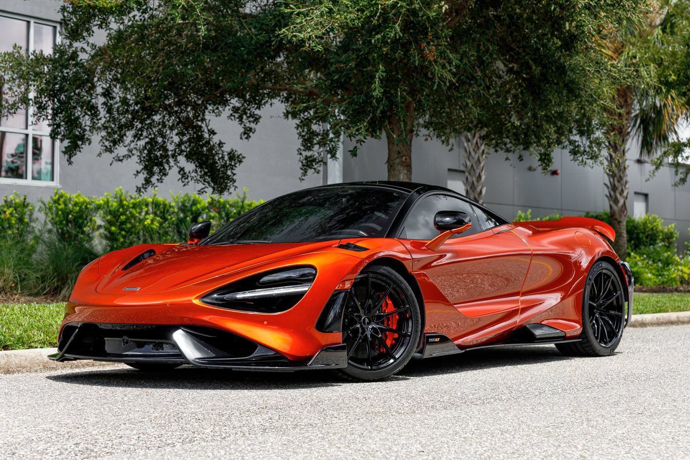 Used 2021 McLaren 765LT photo 44