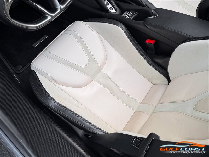 Used 2024 McLaren 750S Spider photo 25