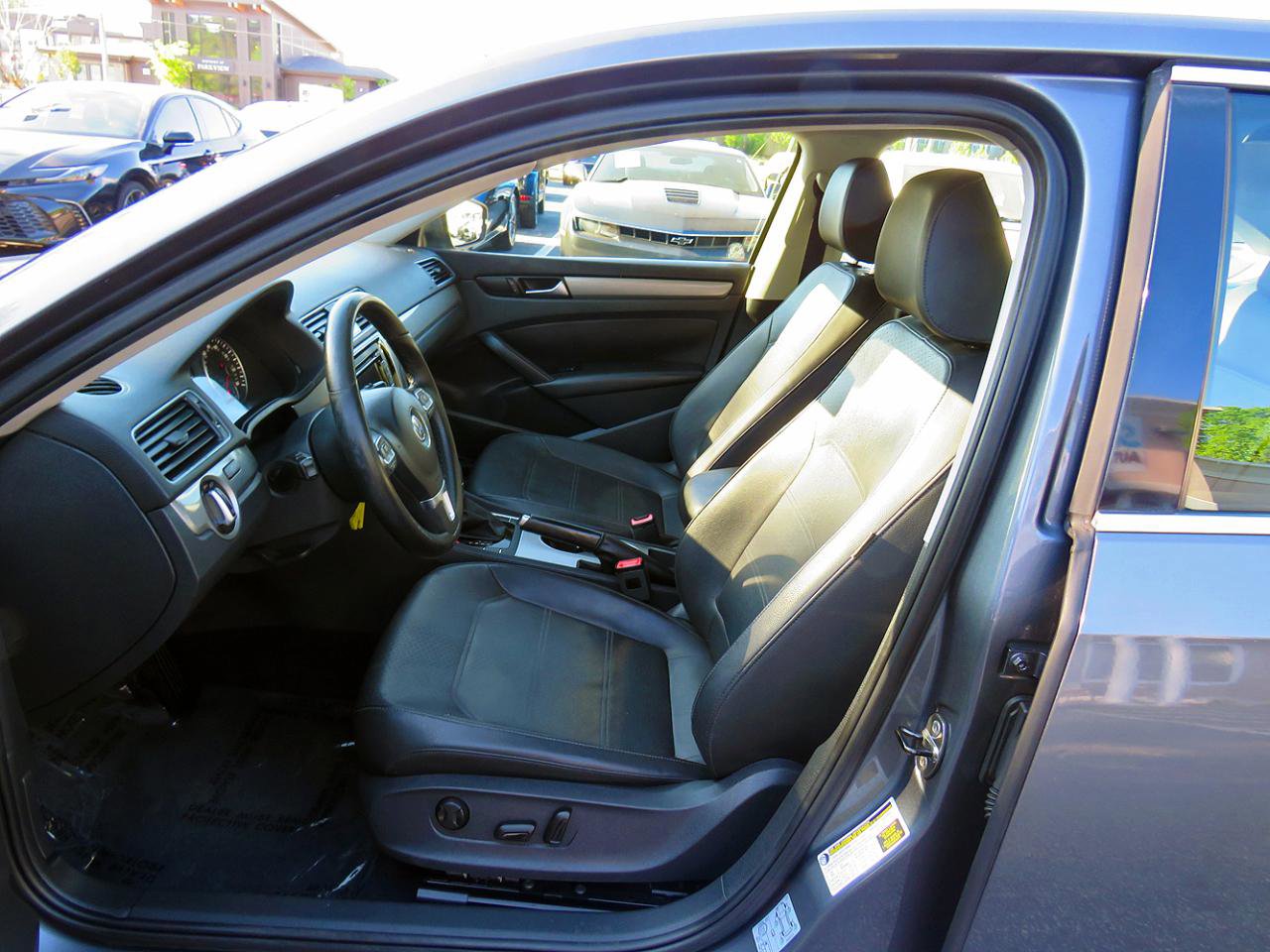 2014 Volkswagen Passat 1.8T SE