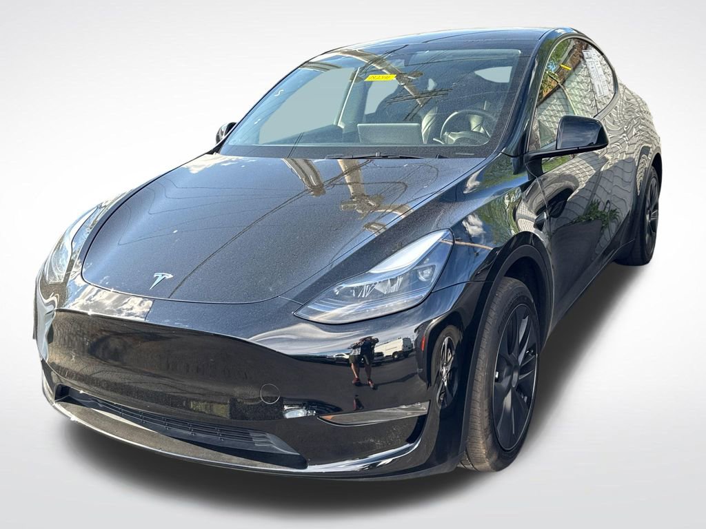 2025 Tesla Model Y Long Range