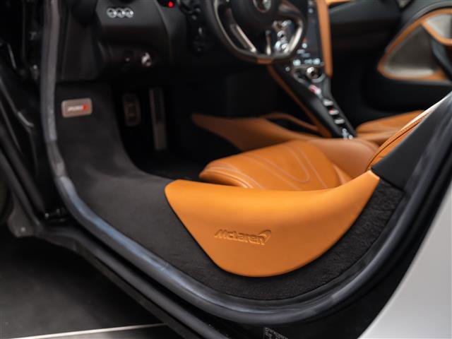 Used 2020 McLaren 720S Luxury photo 30