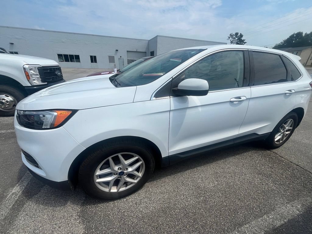 Used 2022 Ford Edge SEL