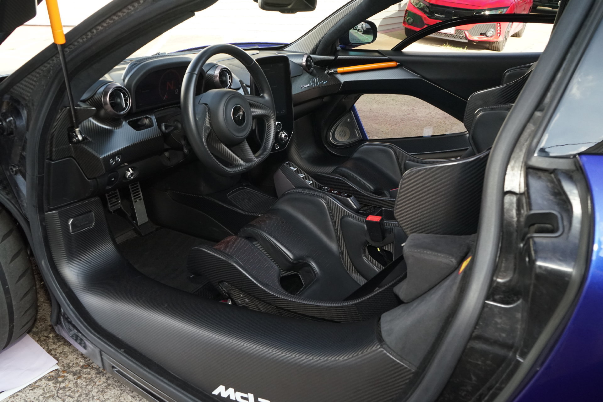 Used 2019 McLaren Senna photo 8