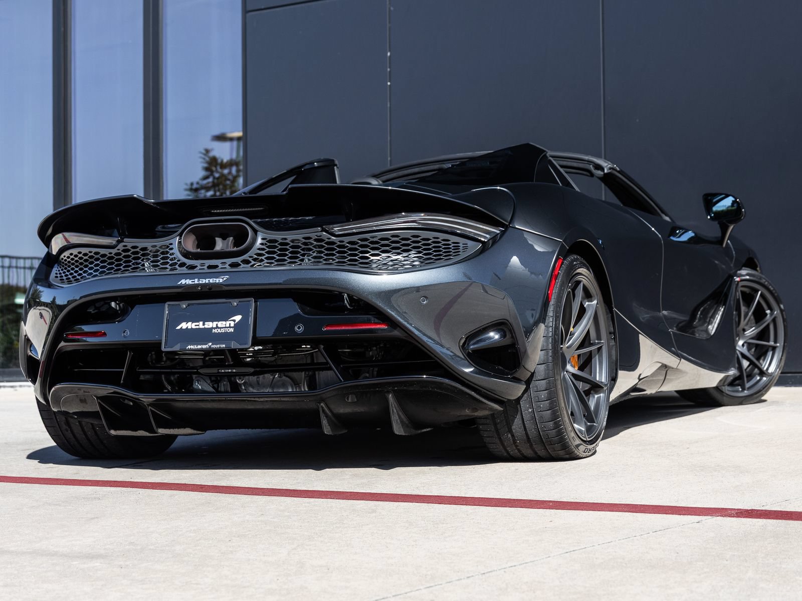 Used 2024 McLaren 750S Spider photo 10