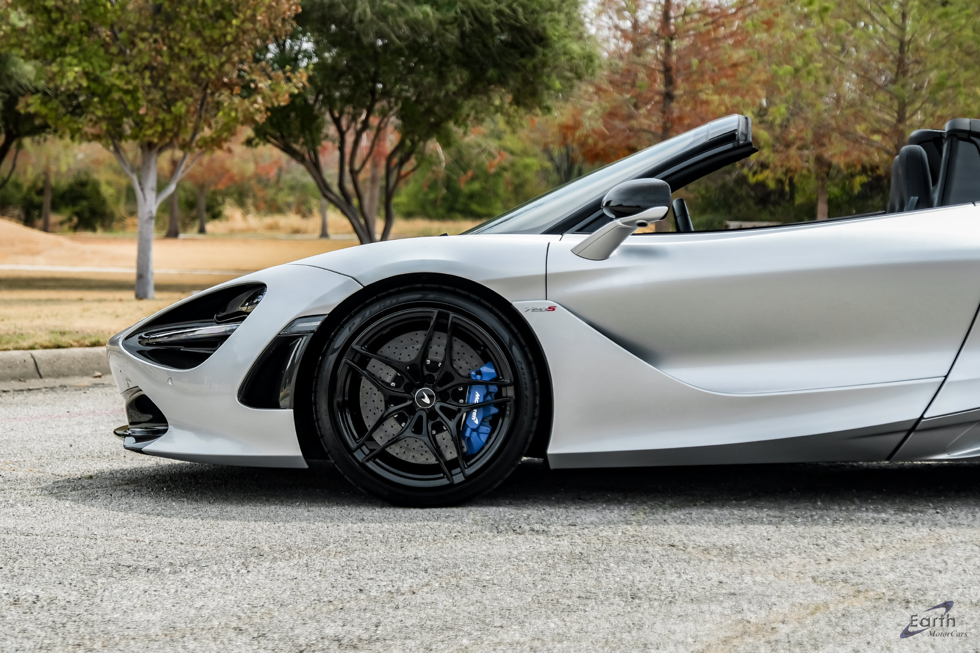 Used 2020 McLaren 720S Luxury photo 13