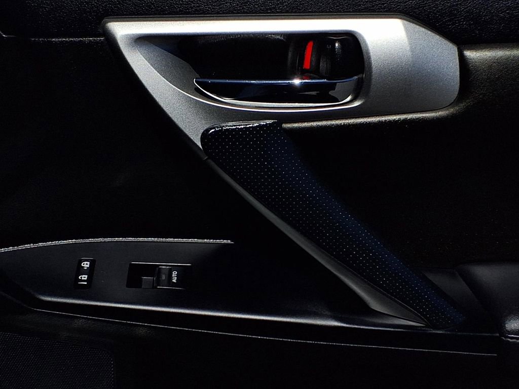 2011 Lexus CT 200h Premium