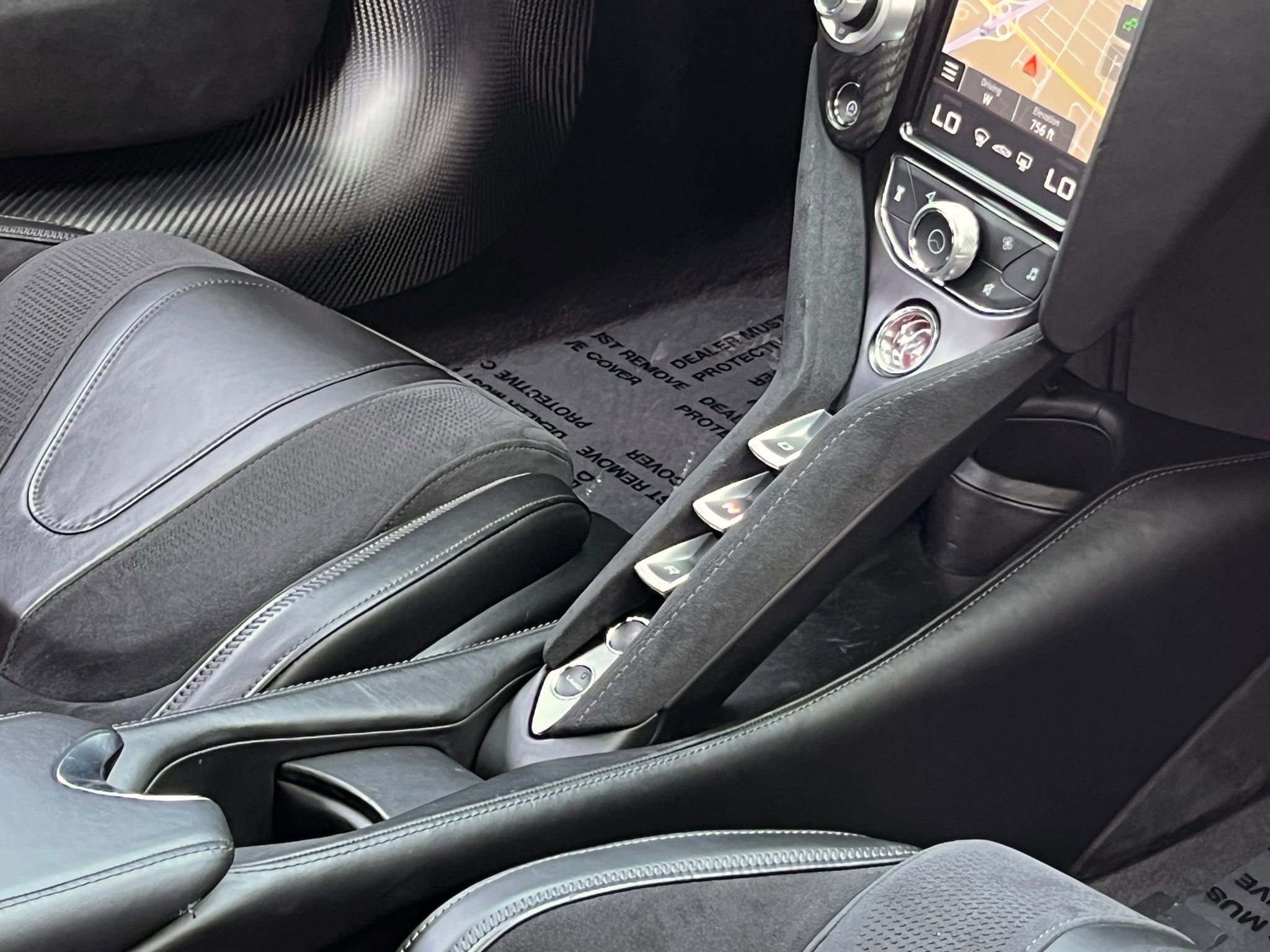 Used 2018 McLaren 720S Performance photo 45