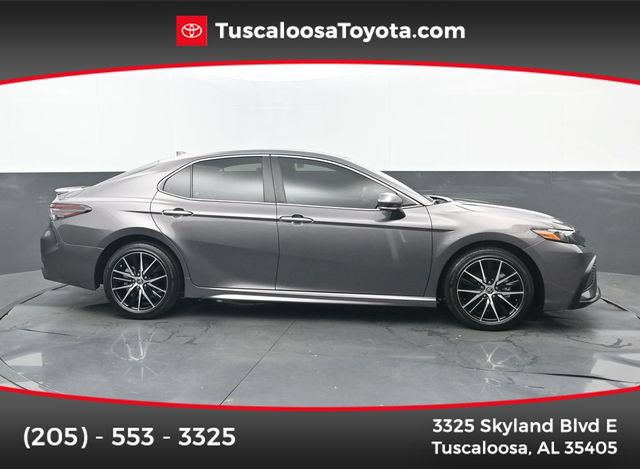 Used 2024 Toyota Camry SE w/ Convenience Package