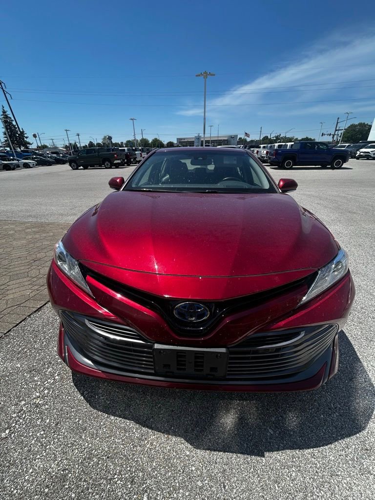 Used 2018 Toyota Camry XLE