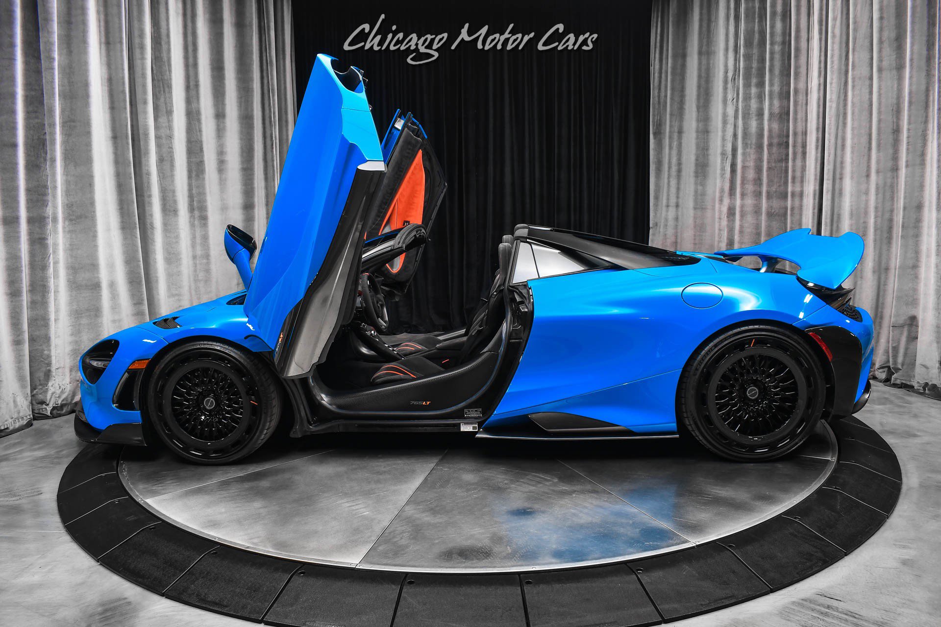 Used 2022 McLaren 765LT photo 38