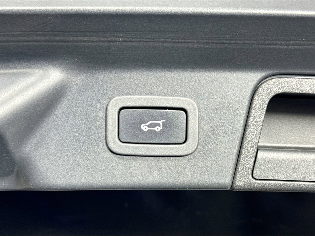 2019 Land Rover Range Rover Velar R-Dynamic SE