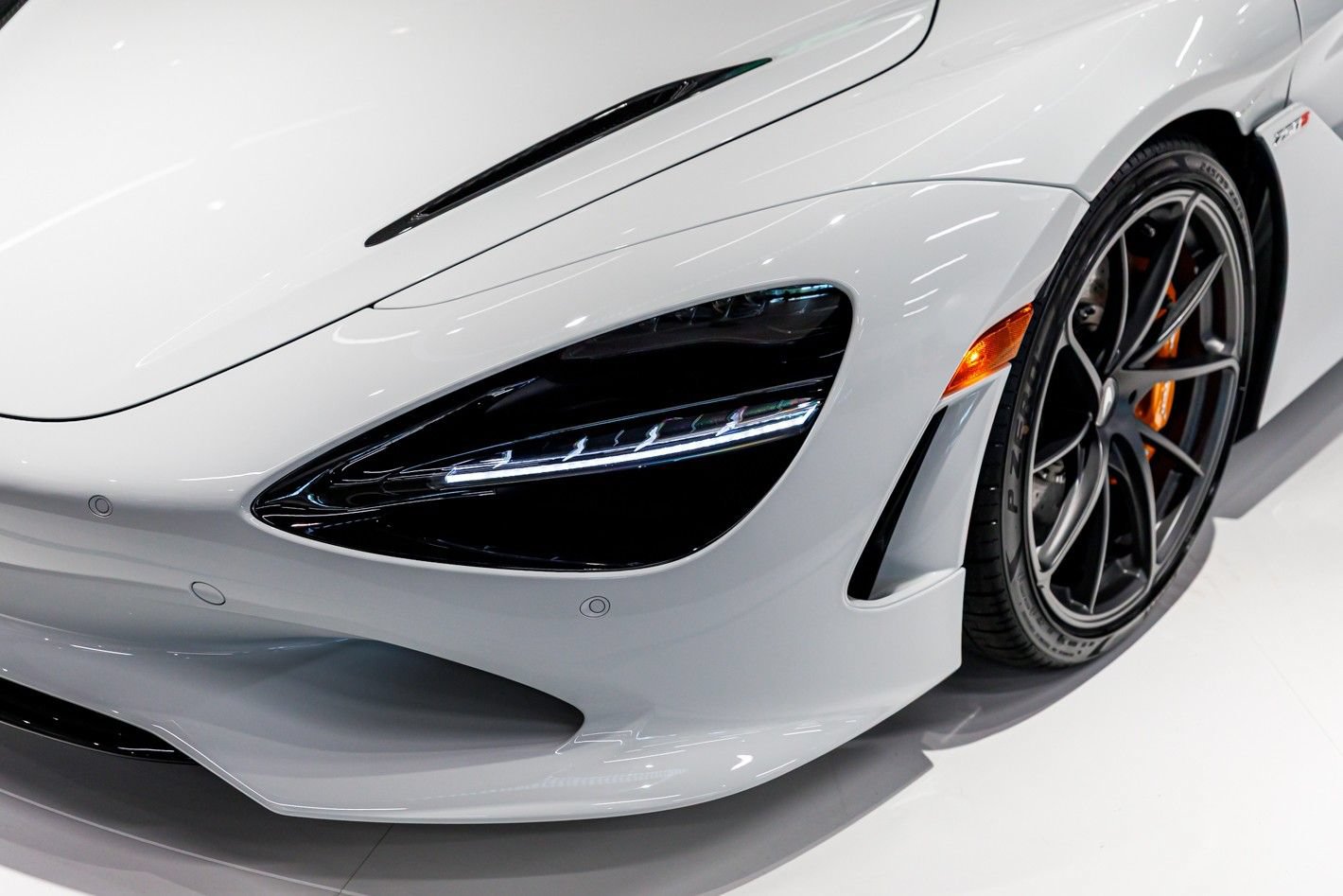 New 2027 McLaren 750S Spider photo 12