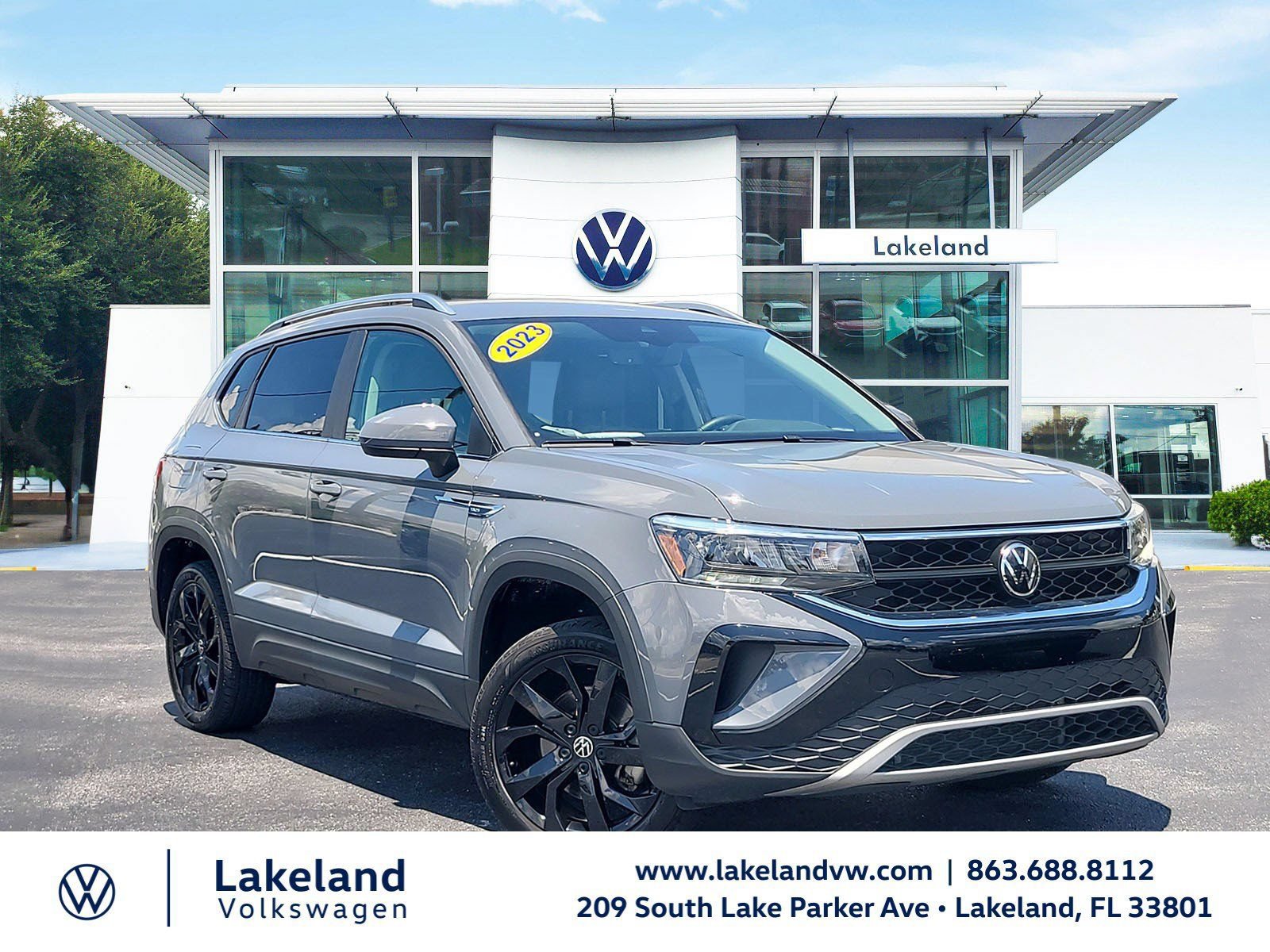 Used 2023 Volkswagen Taos SE w/ Black Wheel Package