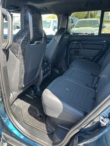 2026 Land Rover Defender 110