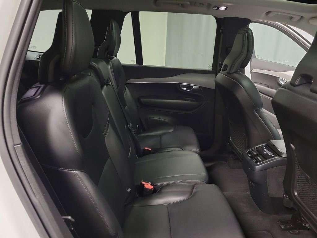 2022 Volvo Xc90 T5 Momentum