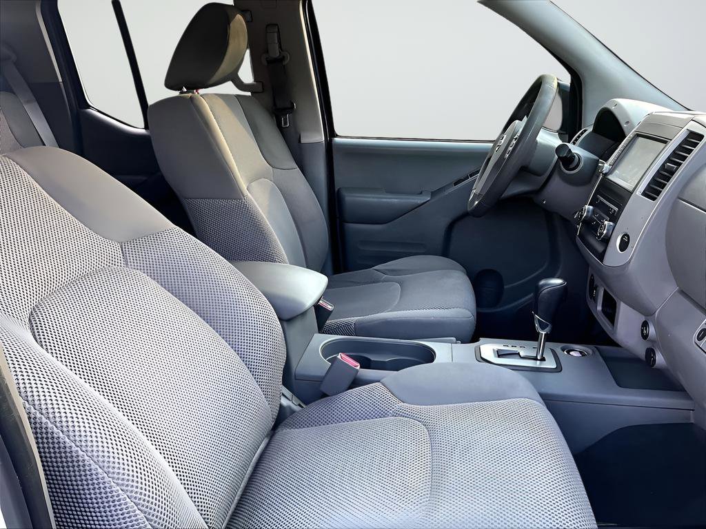 2021 Nissan Frontier SV