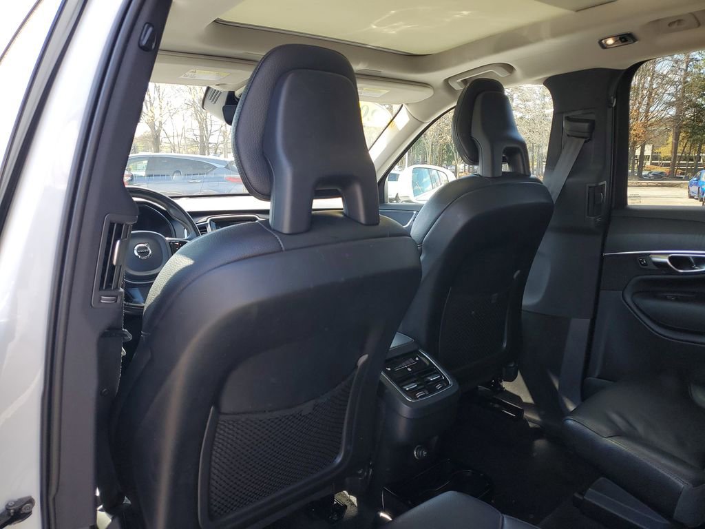 2020 Volvo Xc90 T6 Momentum