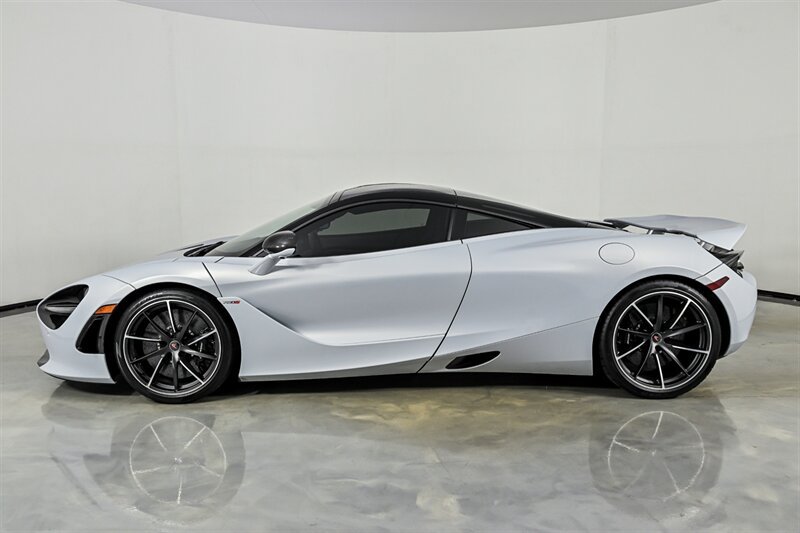 Used 2018 McLaren 720S Performance photo 8