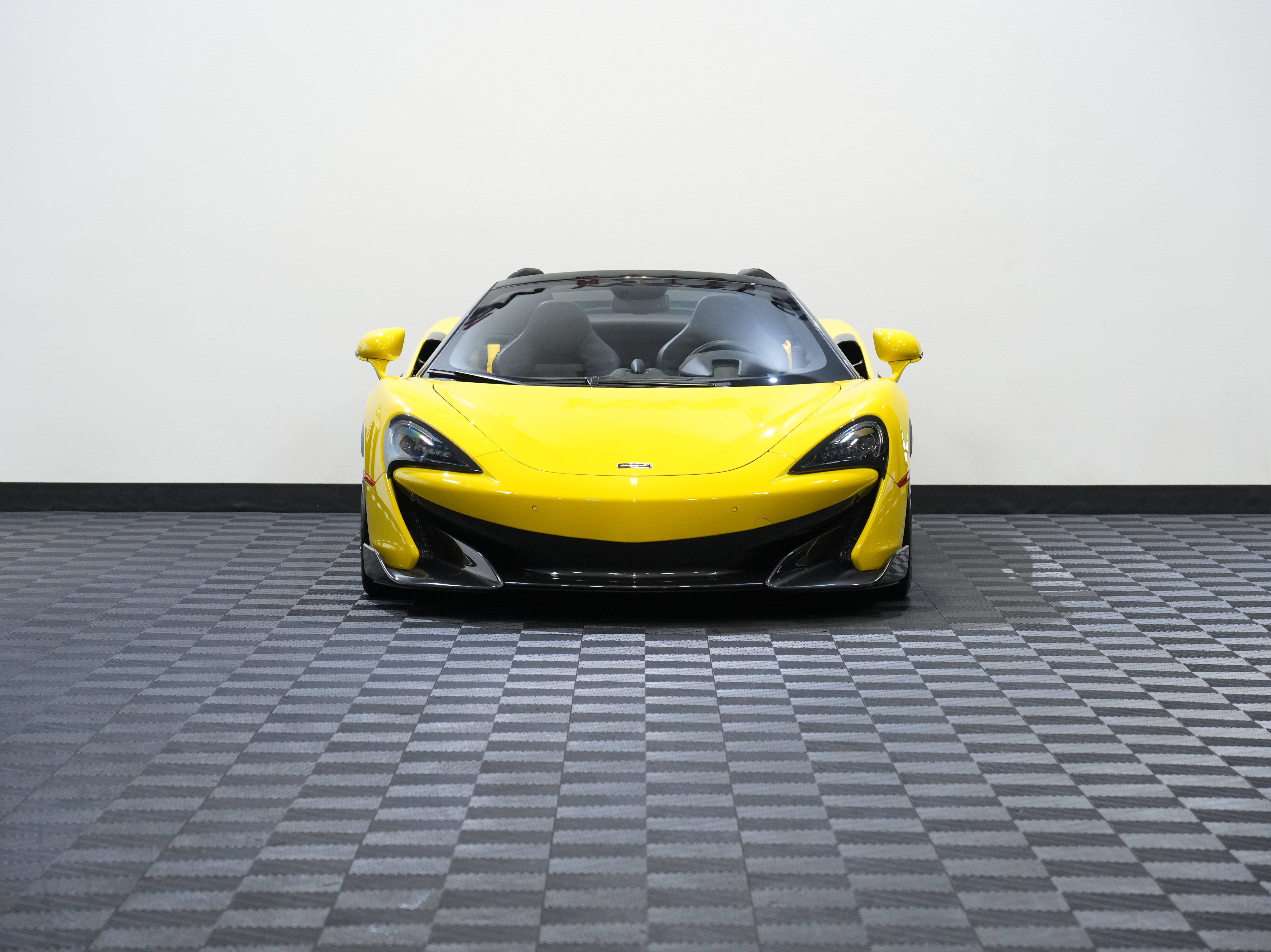 Used 2020 McLaren 600LT Spider photo 4