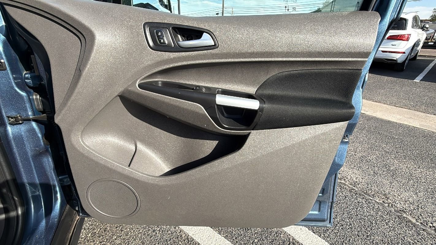 2022 Ford Transit Connect XLT