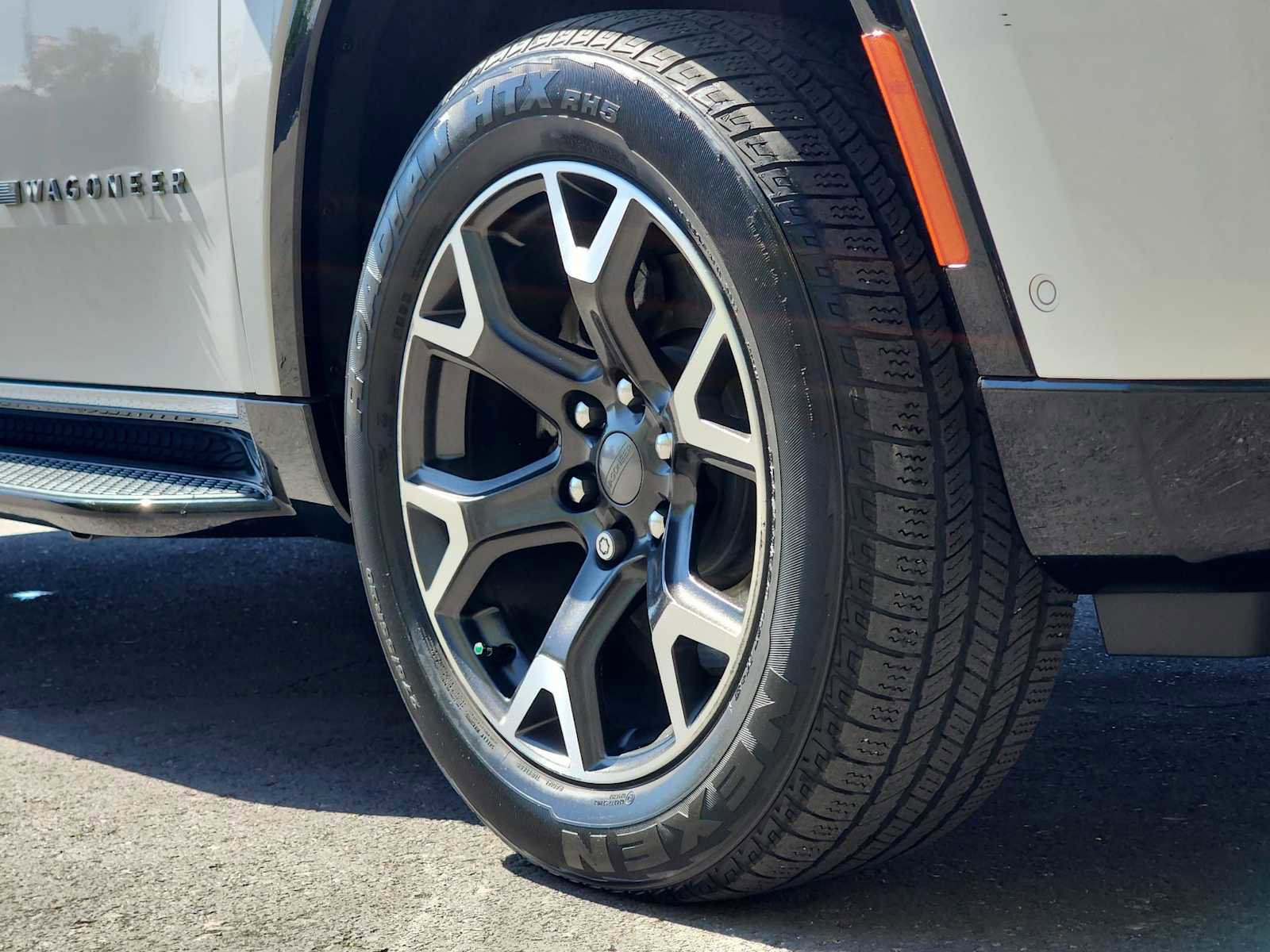 2024 Jeep Wagoneer Series III