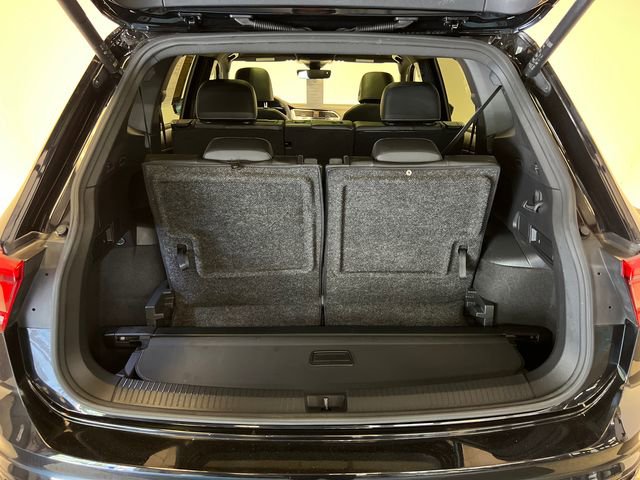 2022 Volkswagen Tiguan SE R-Line