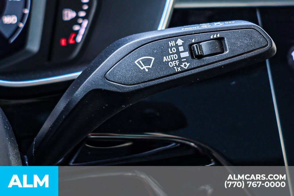 2025 Audi Q3 2.0T Premium