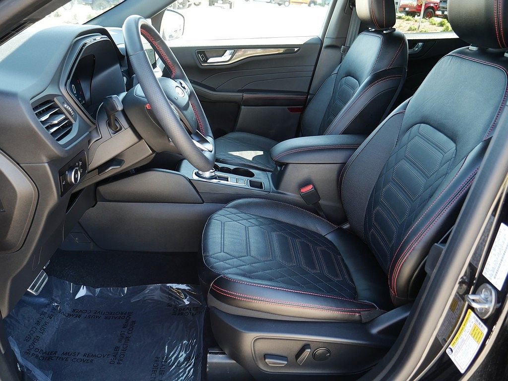 2023 Ford Escape ST-Line Elite